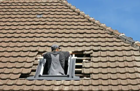 Pose de velux - Lamarque-Pontacq